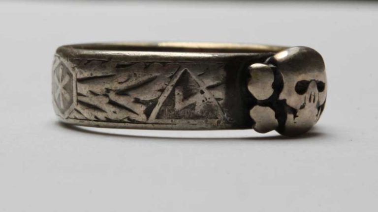 Himmler’s Ring of Honour – A decoration the Nazis kept secret after the war
